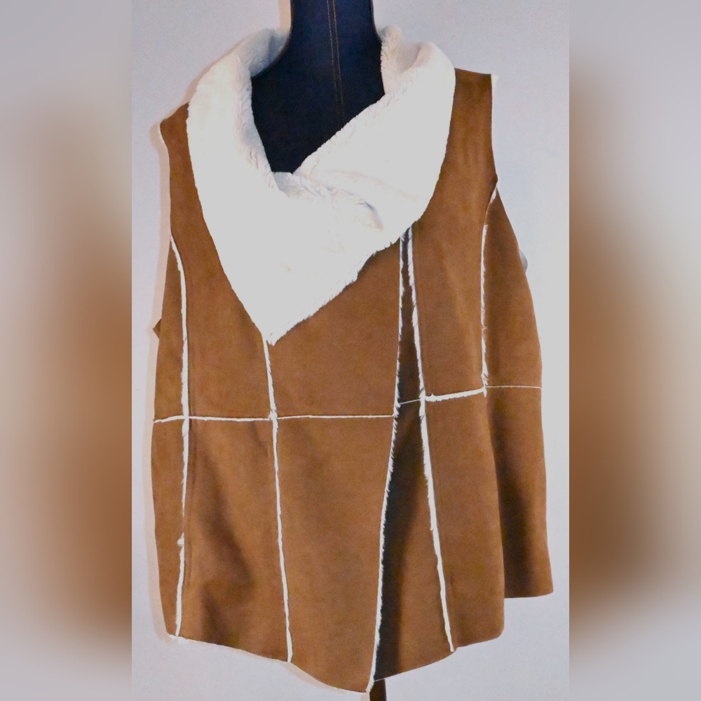 B Skies Are Blue Faux Shearling Vest Style#122717 Soft, Plush, Front Closure